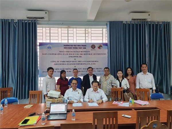 Viện Nuôi trồng thủy sản: ký kết hợp tác Công ty Cổ phần thủy sản Dương Hùng Miền Trung, tiếp đón và làm việc với Đoàn công tác của Indonesia