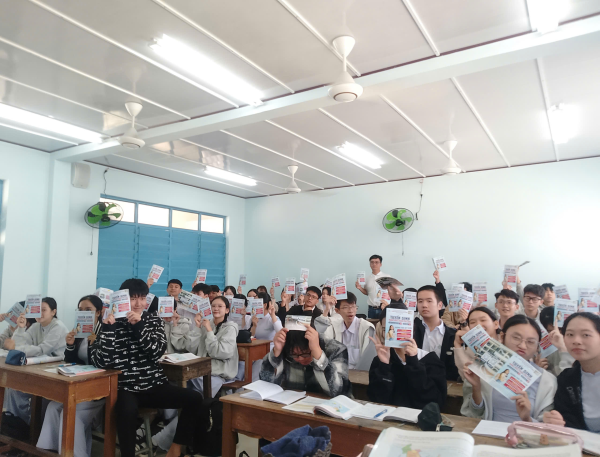 Chương trình “Mùa Xuân Yêu Thương” và Tư vấn tuyển sinh ngành Nuôi trồng Thủy sản