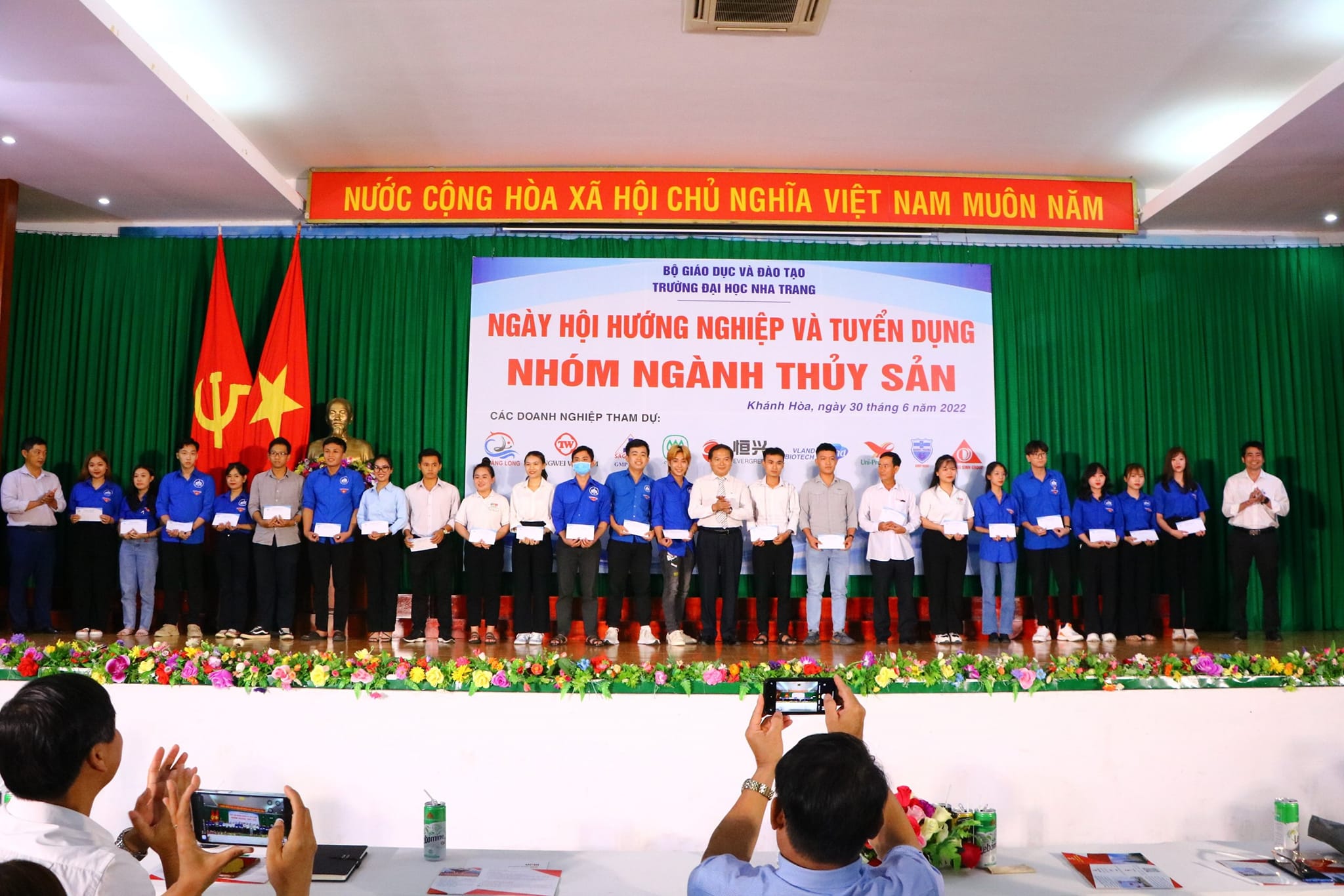 12 Doanh nghiệp Thủy sản tham gia Ngày hội Hướng nghiệp và tuyển dụng 2022 tại Viện Nuôi trồng Thủy sản – Đại học Nha Trang