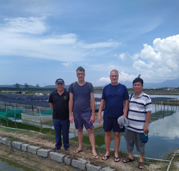 Viện Nuôi trồng Thủy sản, ĐH Nha Trang tổ chức Chương trình tham quan học tập nuôi tôm hùm và cá biển