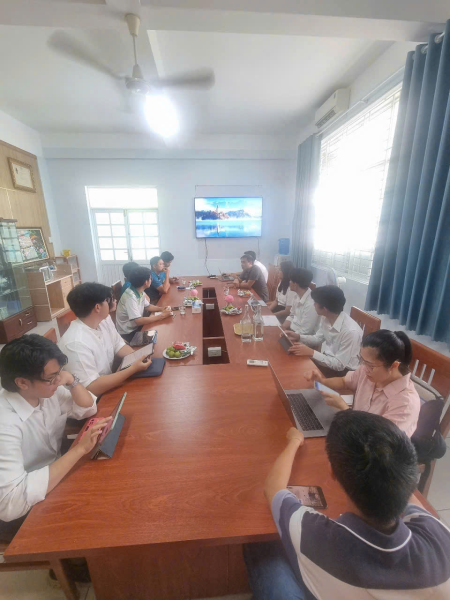 Sinh viên Trường Đại học Kasesart - Thái Lan đến thực tập tại Viện Nuôi trồng Thủy sản - Trường Đại học Nha Trang