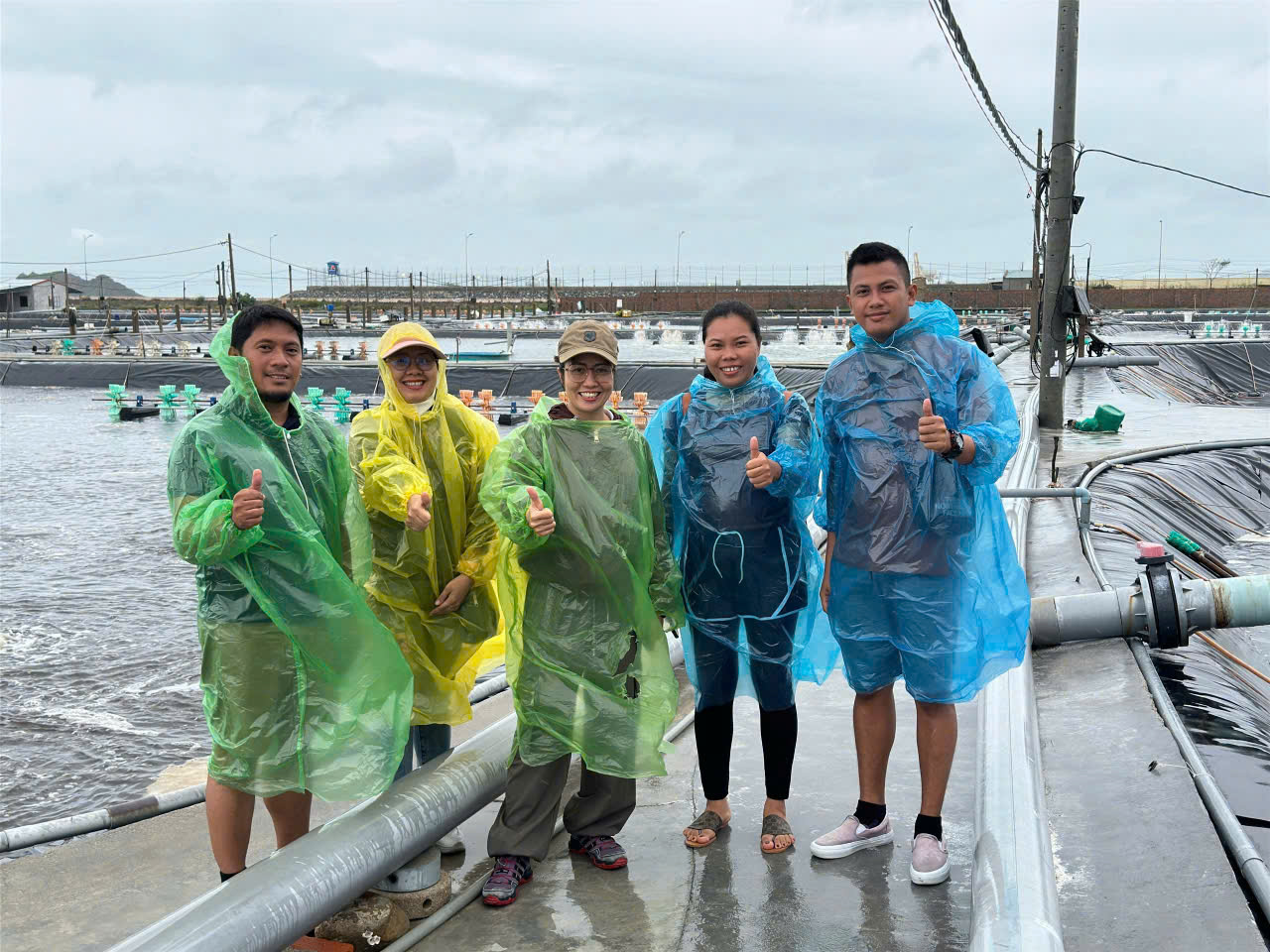 Sinh viên Trường Đại học Kasesart - Thái Lan đến thực tập tại Viện Nuôi trồng Thủy sản - Trường Đại học Nha Trang